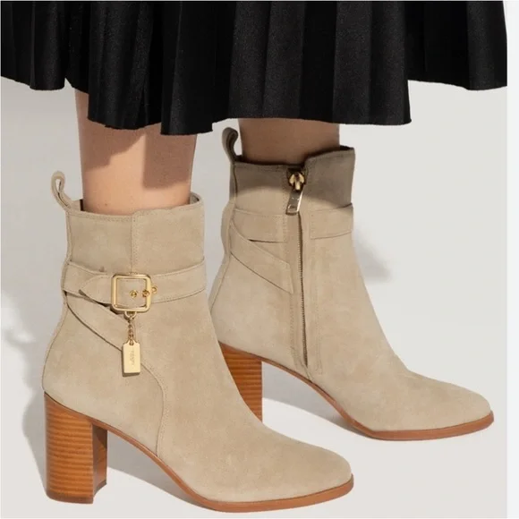 COACH Olivia Suede Bootie Women's Boots Oat Color Size 6.5 Heel Side Zip Gold - Picture 1 of 14